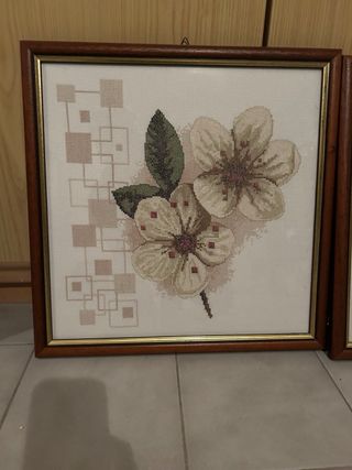 Quadri uncinetto a mano. fiori