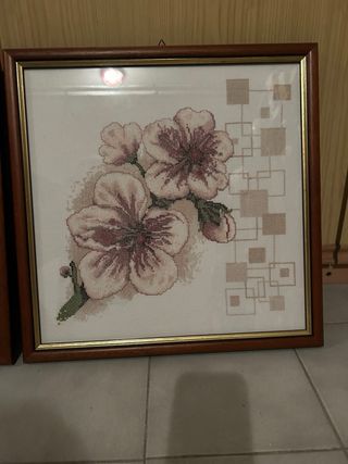 Quadri uncinetto a mano. fiori