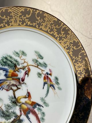 Pareja de platos de porcelana japonesa
