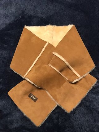 Bufanda UGG