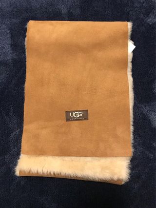 Bufanda UGG