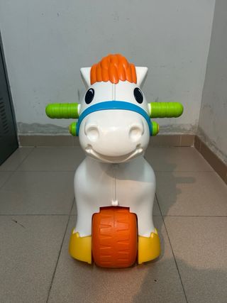 Caballo balancin y correpasillos