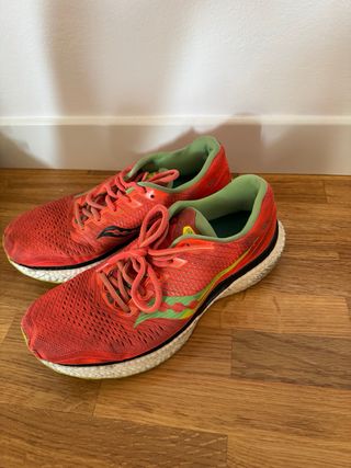 Bambas running Saucony talla 44