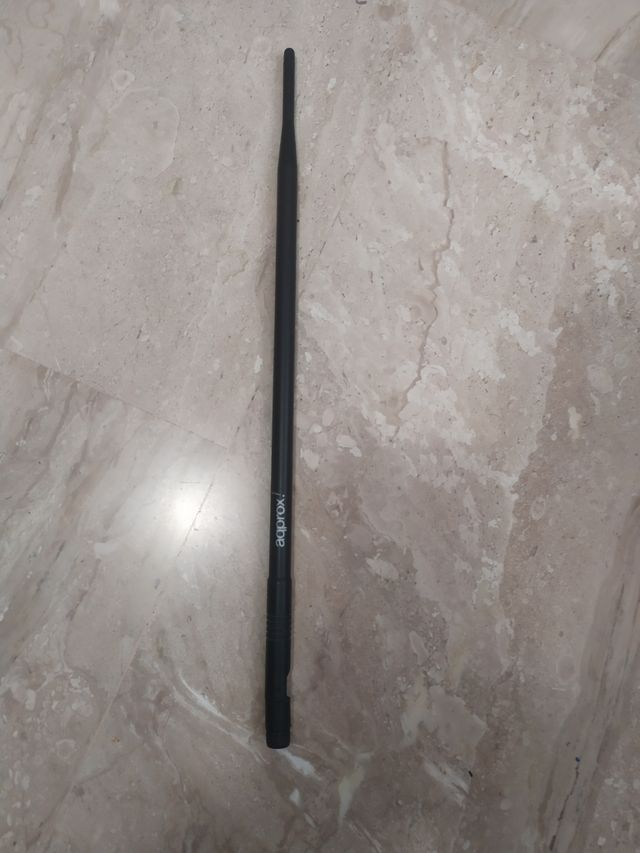 Antena omni-direccional