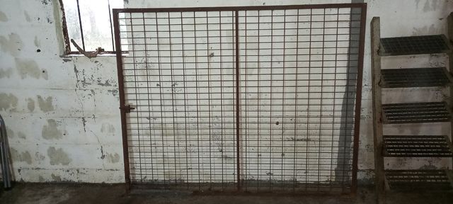 Cancela puerta metalica