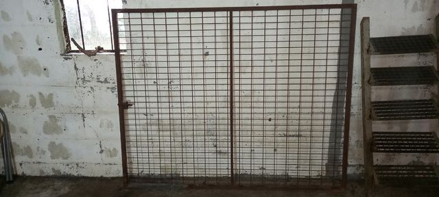 Cancela puerta metalica