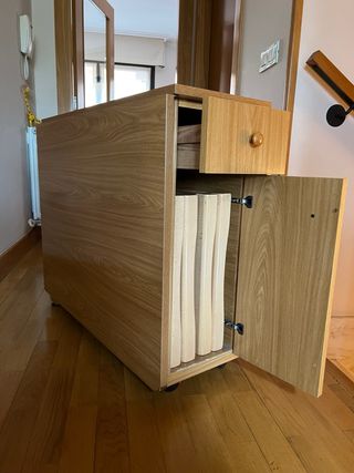 Mesa plegable de madera con 4 sillas