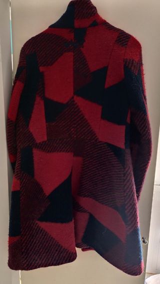 Chaqueta Desigual con cremallera al lado