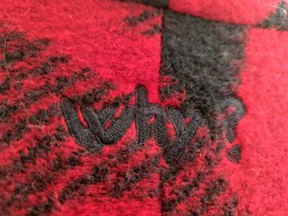 Chaqueta Desigual con cremallera al lado