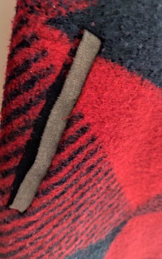 Chaqueta Desigual con cremallera al lado