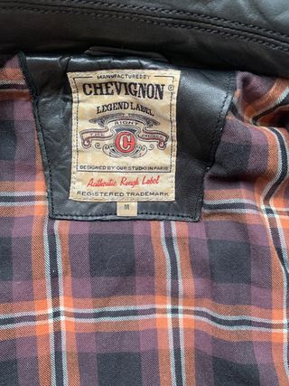 Chaqueta de cuero chevignone