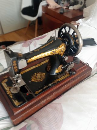 Maquina de coser !!