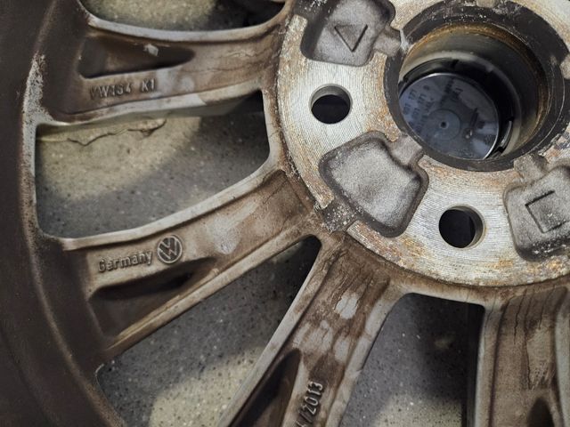 4 Llantas Volkswagen Tiguan con neumático