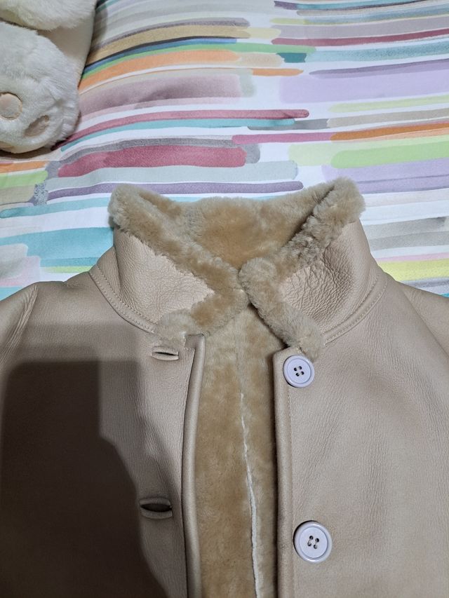 Chaqueta de piel de mujer