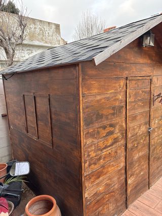 Casa de madera artesanal