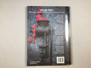 Albóndigas hamburguesas tartares y salsas