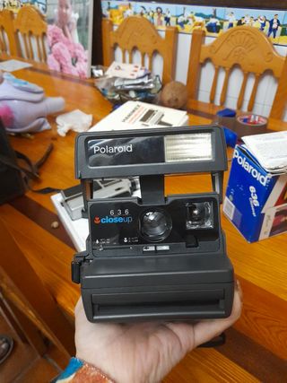 Cámara vintage polaroid 636