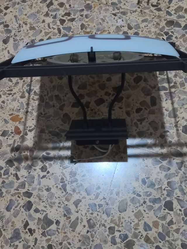 Plafones para pasillos o dormitorios