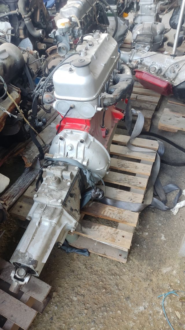 Motor y caja 403