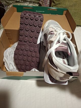 Zapatillas Puma sin estrenar blancas/malva