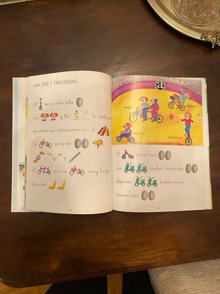 Libro infantil Vehículos terrestres