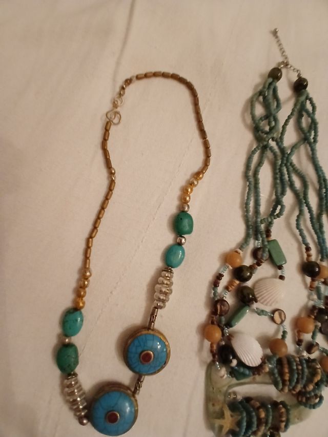 Collane e bracciali blu