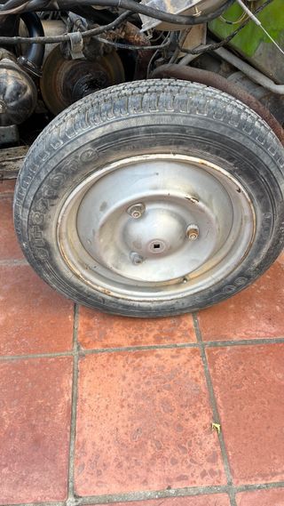 Ruedas MEHARI 2CV