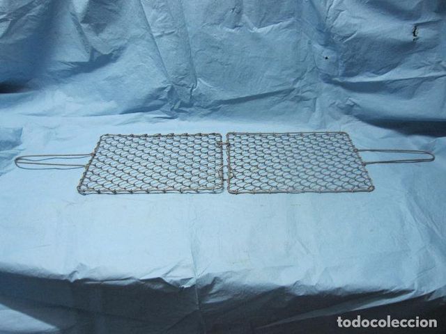 BELLA E VECCHIA GRIGLIA METALLICA PER IL MAIALE