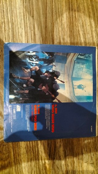 AC⚡DC