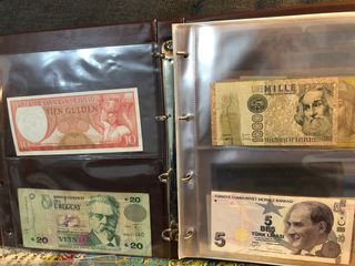 Album billetes del mundo con 20 billetes