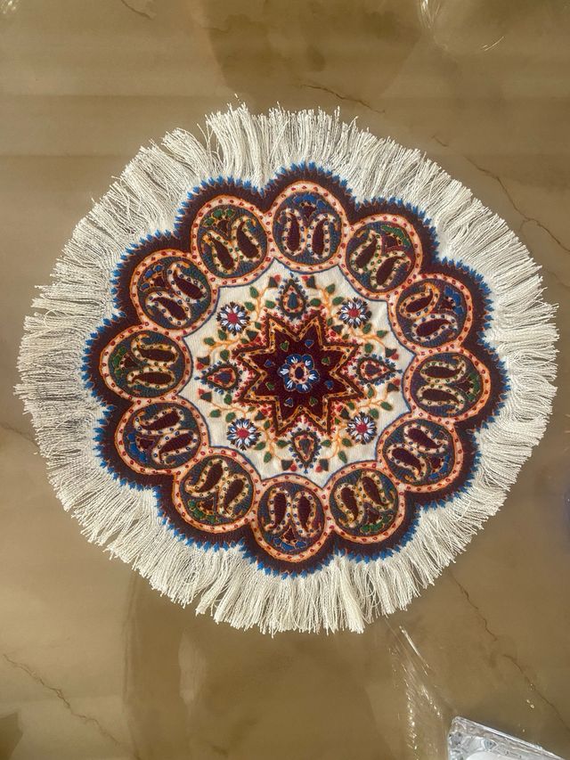 Mantel hecho a mano Persa