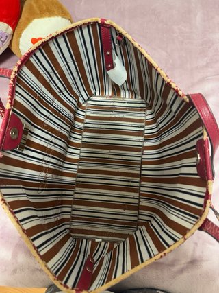 Bolso shopper marrón Guess