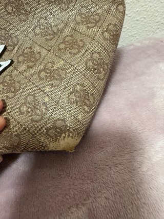 Bolso shopper marrón Guess