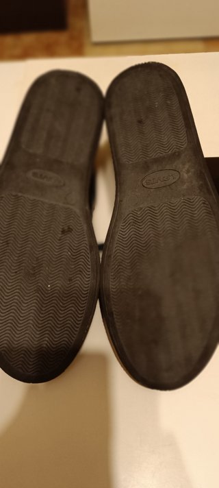 ZAPATILLAS LEVIS MUJER