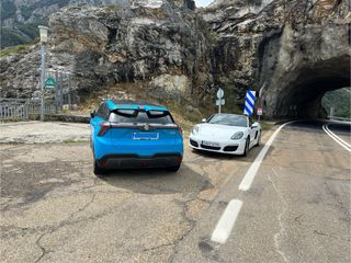 MG 4 modelo Luxury 64 kw