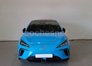 MG 4 modelo Luxury 64 kw