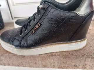 Playeras Guess 37 negras