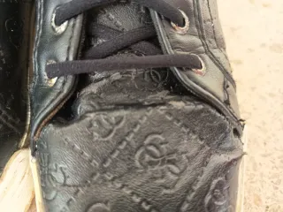 Playeras Guess 37 negras