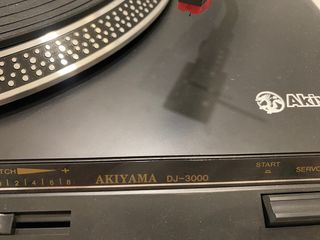 Tocadiscos akiyama dj 3000