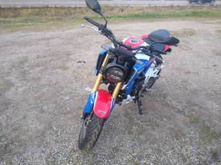 CB 125 R