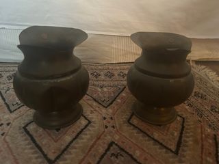 Pareja de Jarras  antiguas de bronce