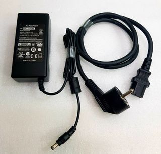 CARGADOR DISCO DURO MULTIMEDIA IOMEGA SCREENPLAY.