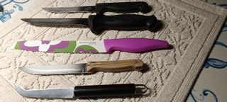 4 COLTELLI VARIE MISURE ED UTILIZZO