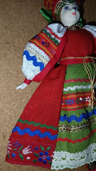 ANTIGUA MUÑECA PORCELANA