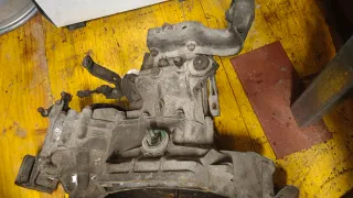 Caja de cambios golf mk1