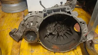 Caja de cambios golf mk1