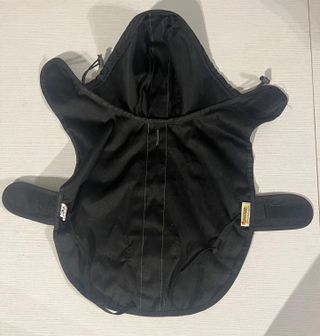 Impermeabile nero con striscia argentata per cani