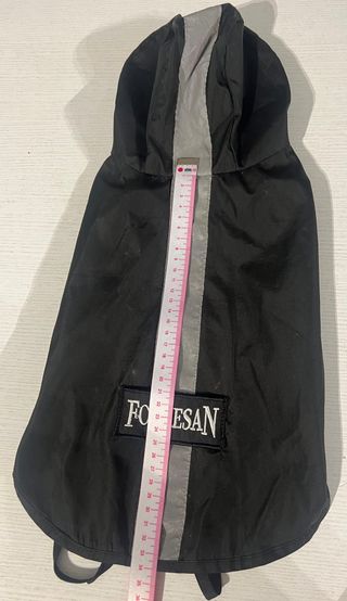 Impermeabile nero con striscia argentata per cani