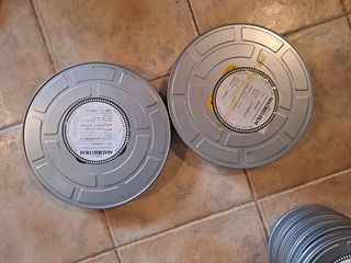 Latas metálicas películas antiguas