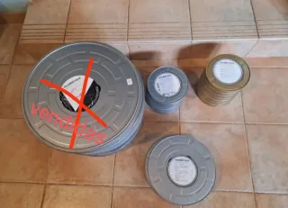 Latas metálicas películas antiguas